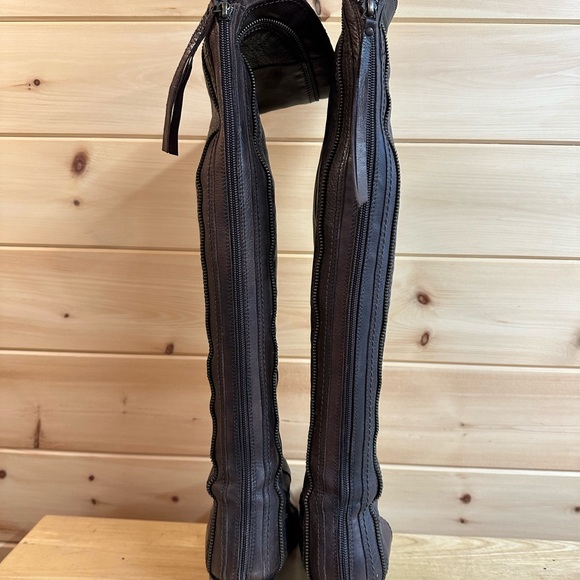 Brown Leather knee high boots - Picture 5 of 7